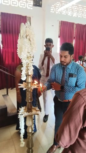 කෙරවලපිටිය විද්‍යාලෝක විද්‍යාලයේ ශිෂ්‍යයත්ව විභාගය පෙනී සිටි දරුවන්ගේ මානසික සුවය වර්ධනය කිරිම