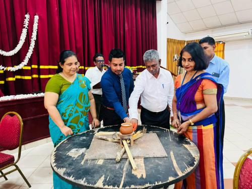 2025 සිංහල හා දමිළ අලුත් අවුරුදු උදාවෙන් පසු රාජකාරි කටයුතු ආරම්භ කරන ලදී